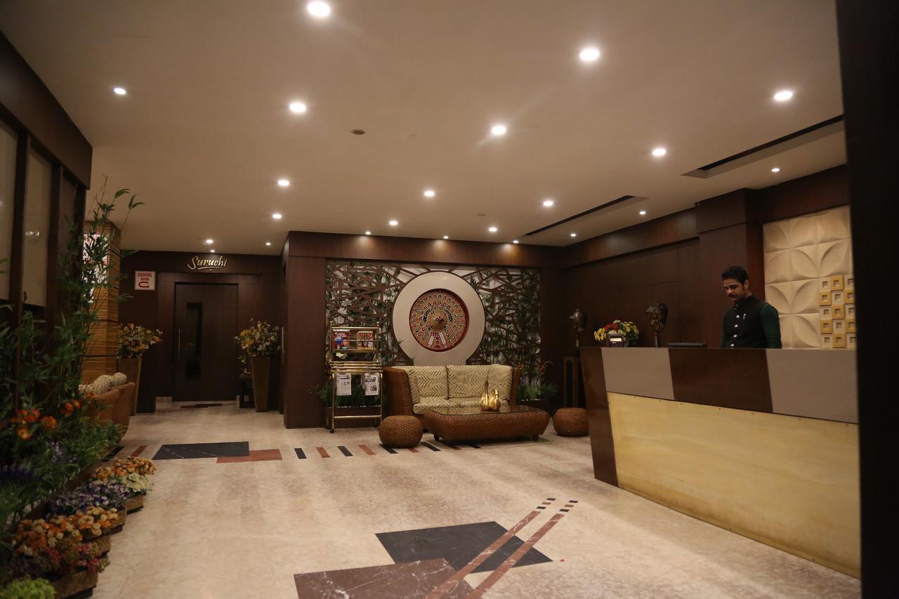 Hotel Md'S Continental Jorhāt Екстериор снимка